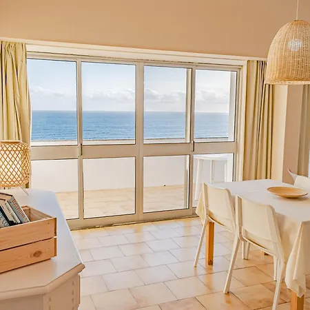 Five Senses Sea View *